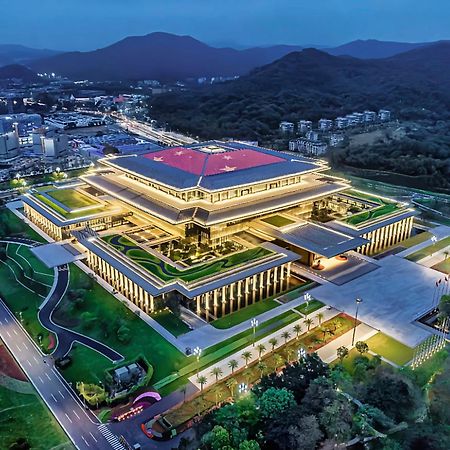 Henghe Selected S Design Hotel - Flagship Store Of Guangzhou Baiyun Railway Station International Convention Center--Reputation Preferred Экстерьер фото